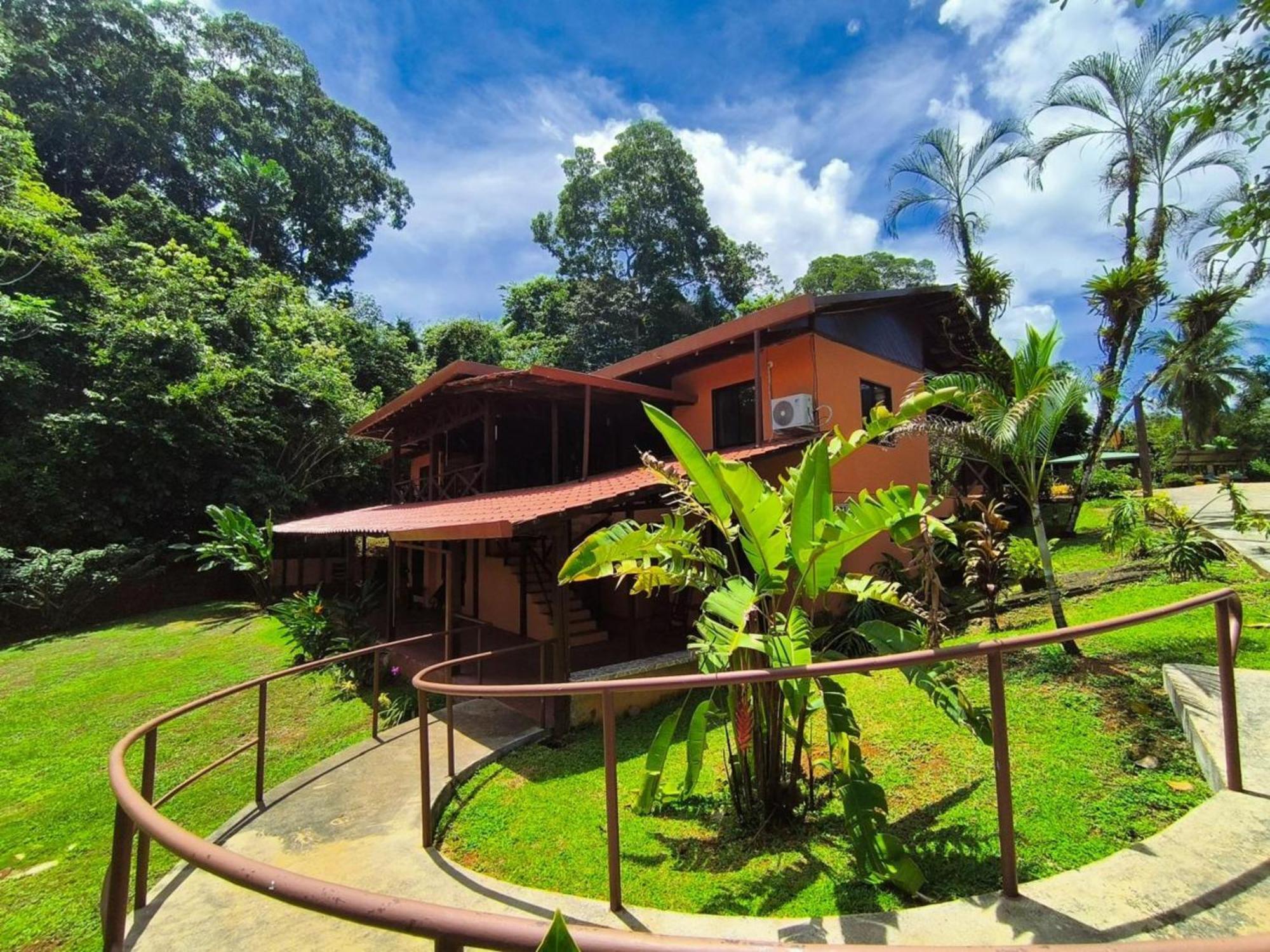 La Laguna Del Lagarto Eco-Lodge Pital  Exterior photo